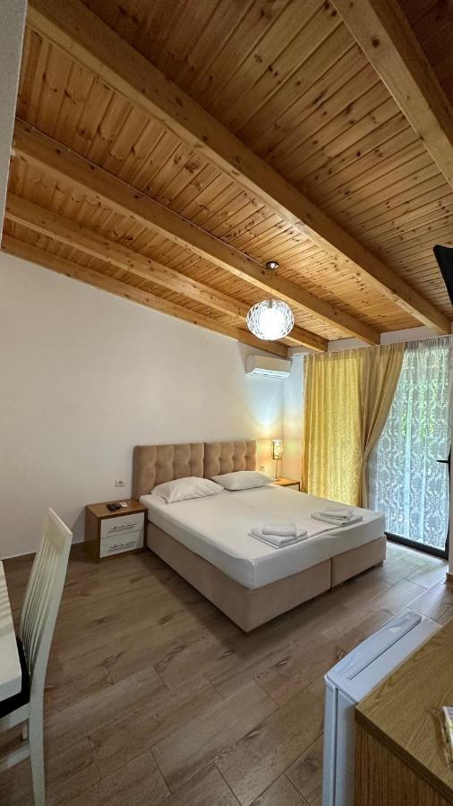 Laura Room's